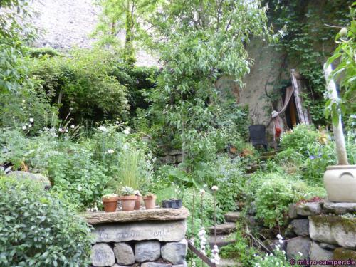 Überall hübsche Gärten