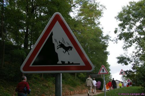 Diese Schilder stehen dort leider nicht mehr ...