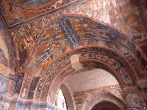 Wand- und Deckenmalerien in der Michaelskapelle