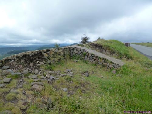 Mauerreste des Oppidums