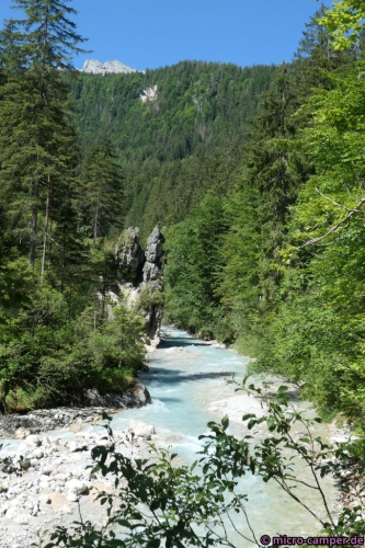 Hinter der Klamm wird das Tal breit