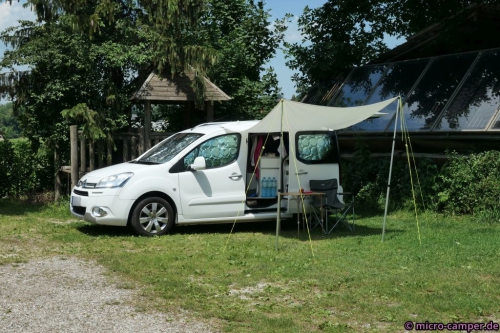 Mit einer Markise sieht es gleich viel gemütlicher aus!