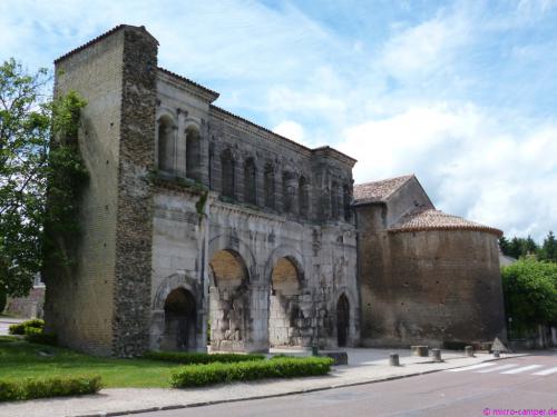 Porte St-André