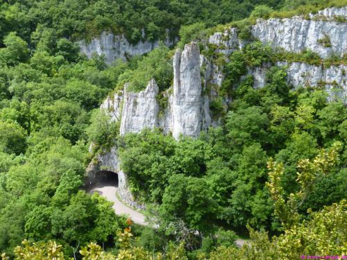 Felsentor in der Schlucht von Lavaux