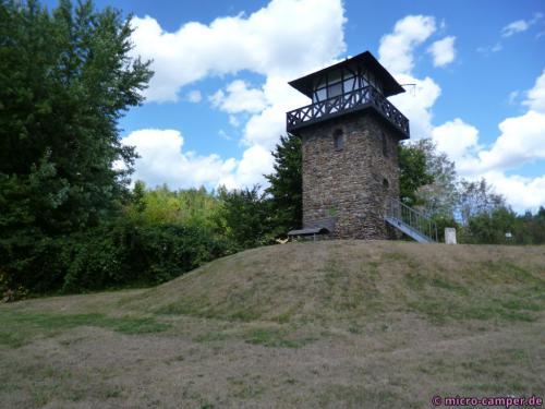 Der Limesturm in Rheinbrohl, dahinter lag das Land der Barbaren