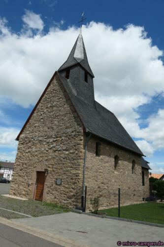 Kapelle St. Hubert am Ortsrand von Arloff