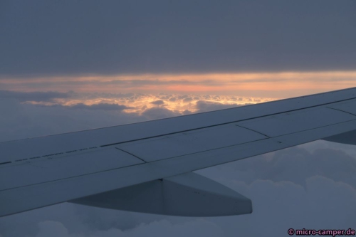 Fanstastisch anmutende Lichtspiele in den Wolken