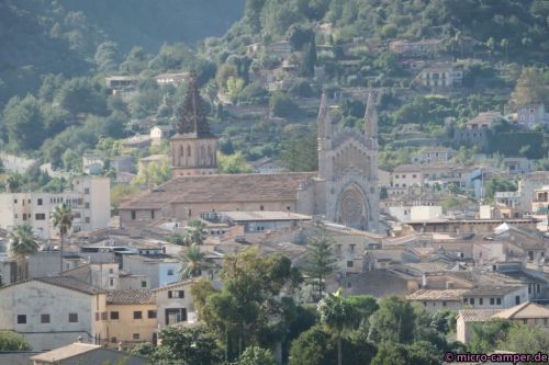 Die Kirche von Sóller zeigt eine ungewohnte Architektur