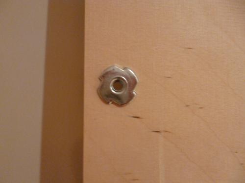 Einschlagmutter von der Unterseite