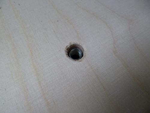 Einschlagmutter für Modulbefestigung von der Oberseite