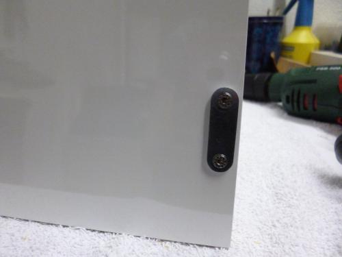 Metallplatte für Magnetschnäpper, Innenseite der Blende