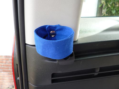 Raffband geschlossen per Druckknopf