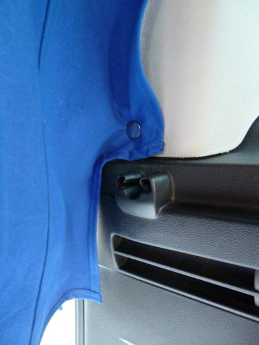 Vorhang mit seitlicher Befestigung per Druckknopf