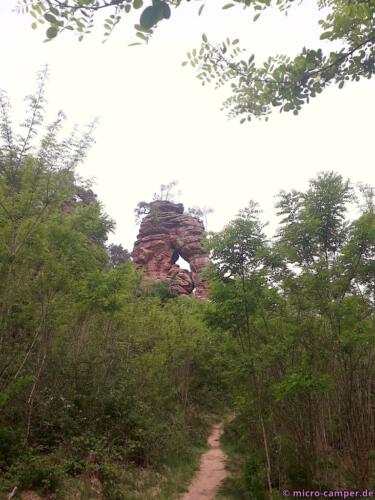 Schillerfelsen mit Tor