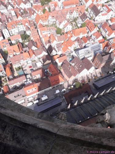 Große Türme werfen lange Schatten ;-)