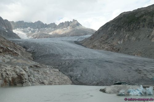Der Rhonegletscher mit seinem jungen See