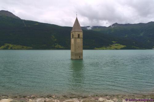 Aus einem Opfer des Stausees wurde ein Touristenmagnet