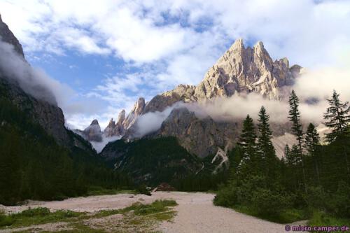 Der Einserkofel begrüßt mich am frühen Morgen