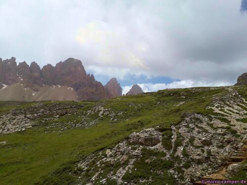 Erster Blick auf die Große und die westliche Zinne!
