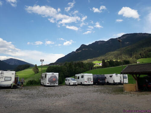 Der Stellplatz an der Sporthütte