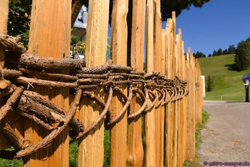 Ein absolut nachhaltig gebauter Zaun