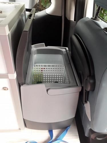 Deckel geht auf, ohne dass ich ihn offen halten muss